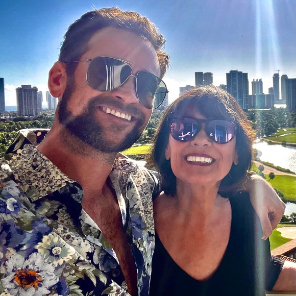 Meet your Posher, Roberta - Picture 1 of 1